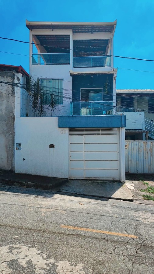 Casa à venda com 2 quartos, 145m² - Foto 2