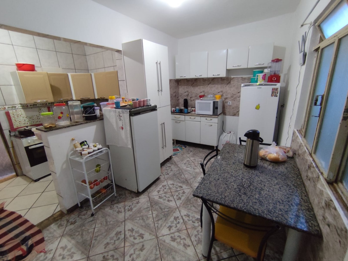 Casa à venda com 9 quartos, 300m² - Foto 8