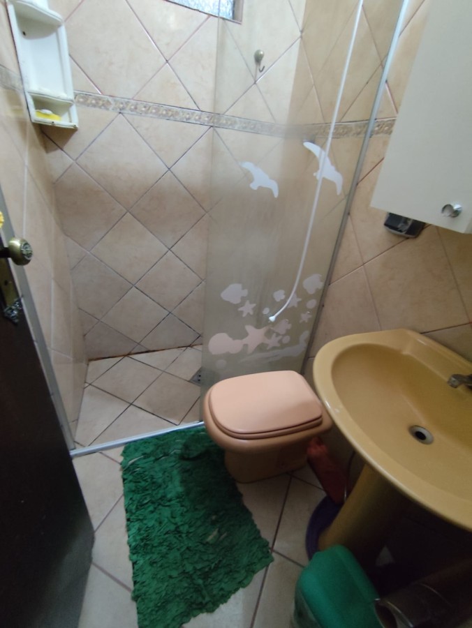 Casa à venda com 9 quartos, 300m² - Foto 12