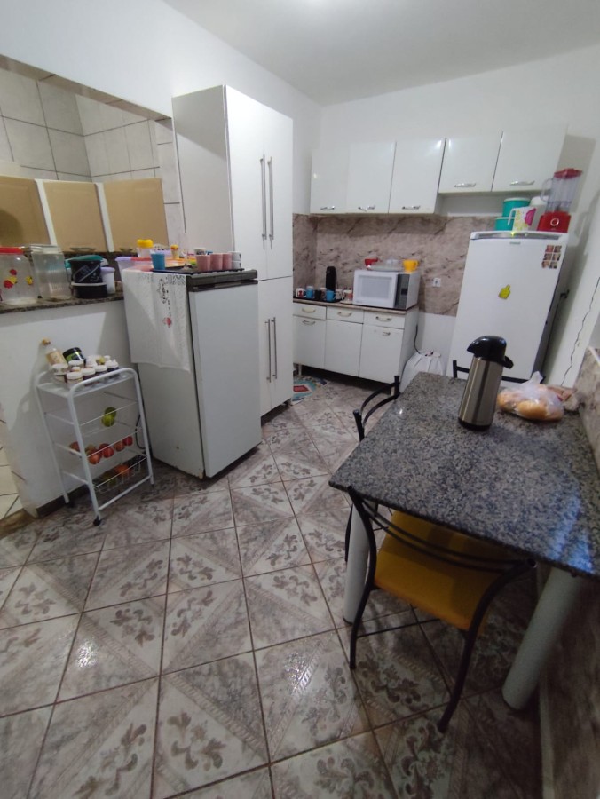 Casa à venda com 9 quartos, 300m² - Foto 14