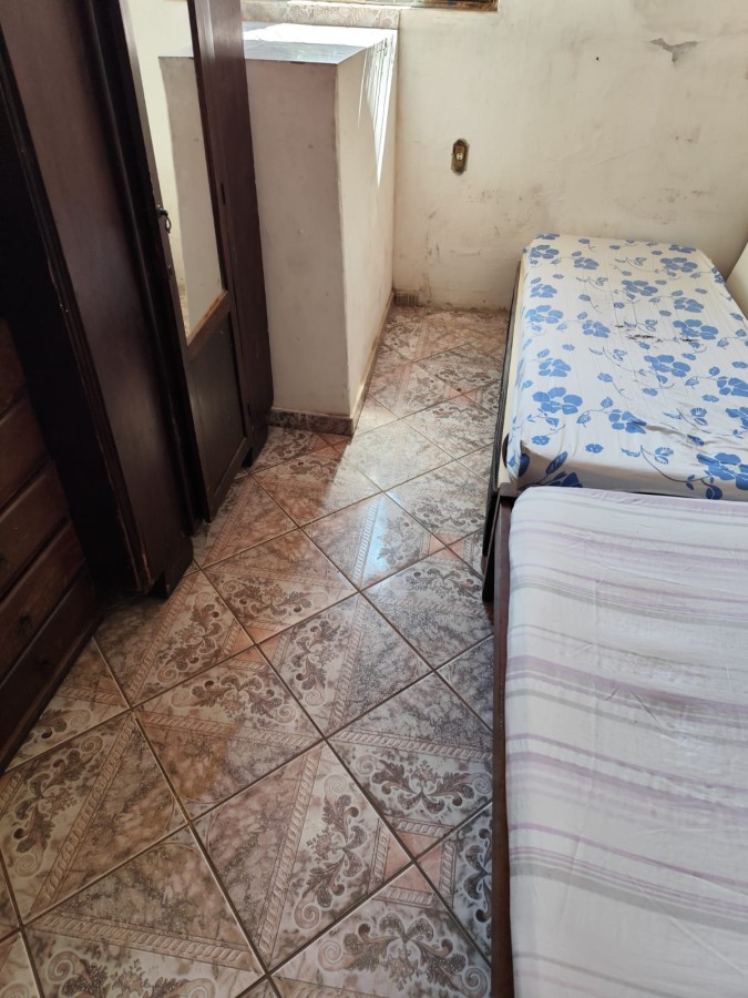 Casa à venda com 9 quartos, 300m² - Foto 31