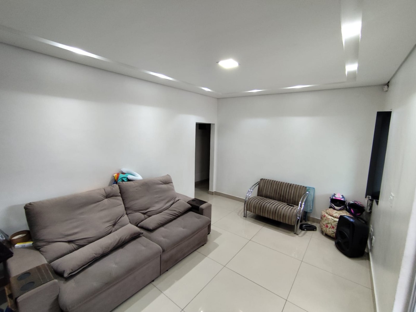 Casa, 4 quartos, 240 m² - Foto 4