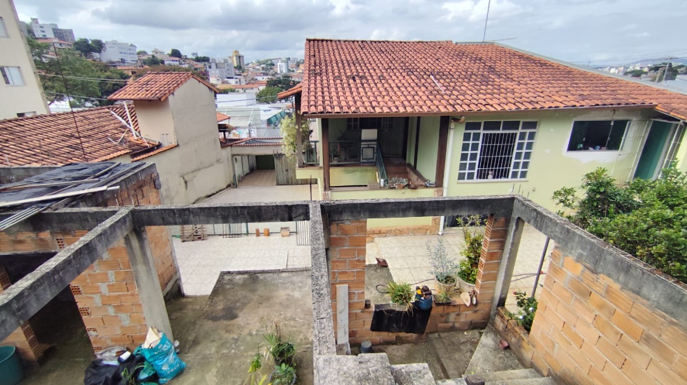 Casa, 5 quartos, 245 m² - Foto 37