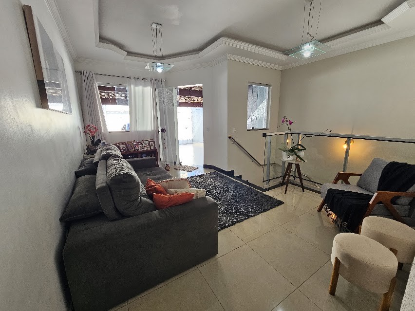 Casa, 3 quartos - Foto 1